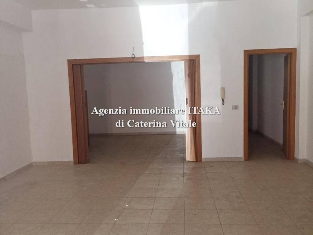 ufficio in vendita a Villabate in zona Pomara