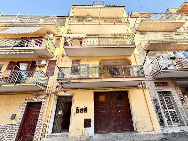 appartamento in vendita a Villabate in zona Pomara