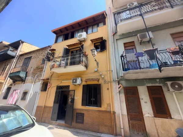 appartamento in vendita a Villabate in zona Pomara