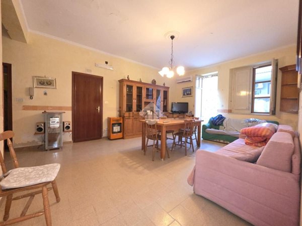 appartamento in vendita a Villabate in zona Pomara