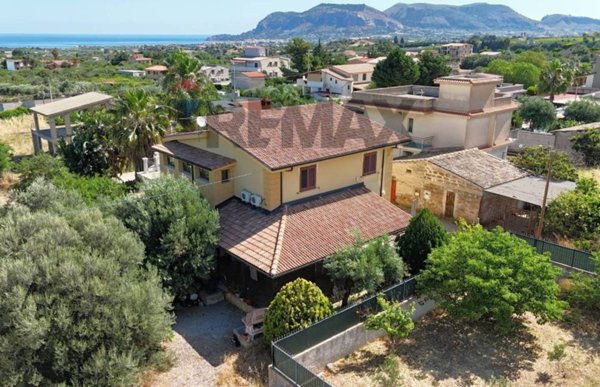 casa indipendente in vendita a Villabate