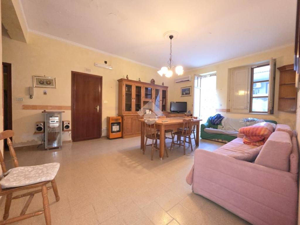 appartamento in vendita a Villabate in zona Pomara