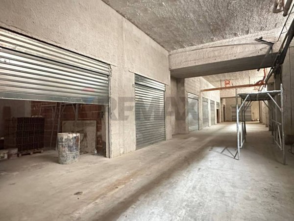 locale di sgombero in vendita a Villabate