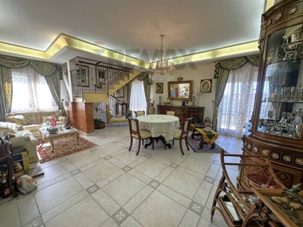 appartamento in vendita a Villabate in zona Pomara