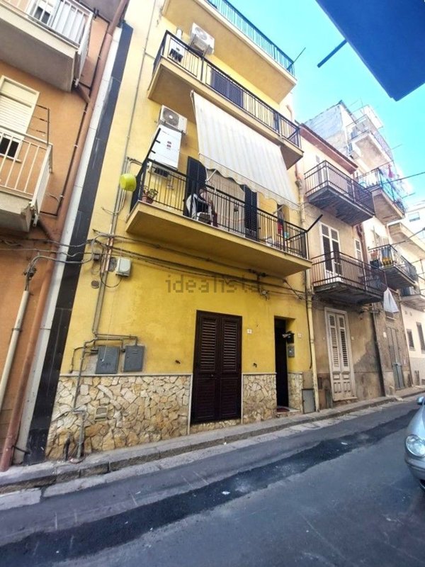 appartamento in vendita a Villabate in zona Pomara