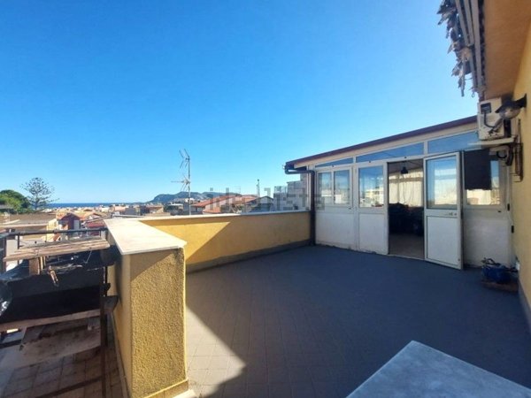 appartamento in vendita a Villabate in zona Pomara