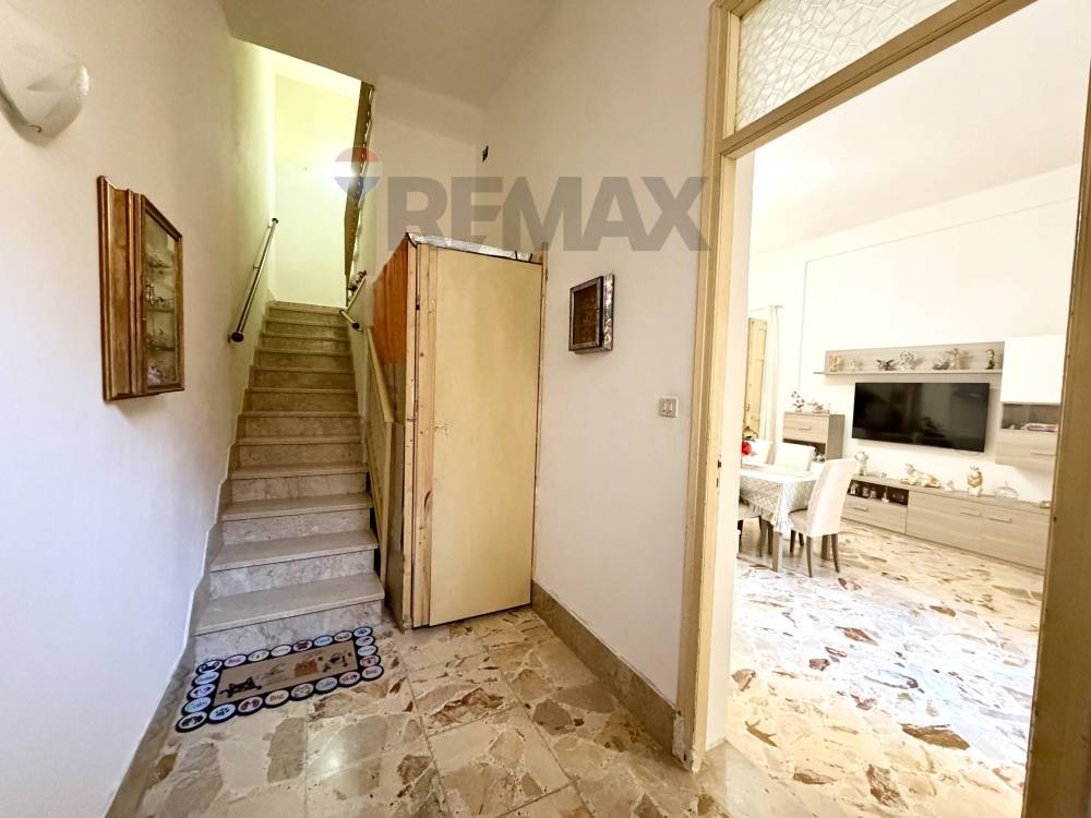 casa indipendente in vendita a Villabate in zona Pomara