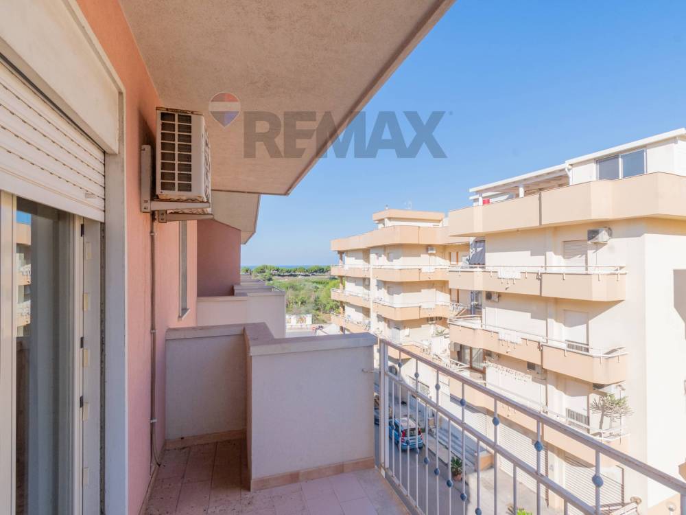 appartamento in vendita a Villabate in zona Pomara
