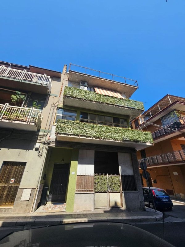 appartamento in vendita a Villabate in zona Pomara