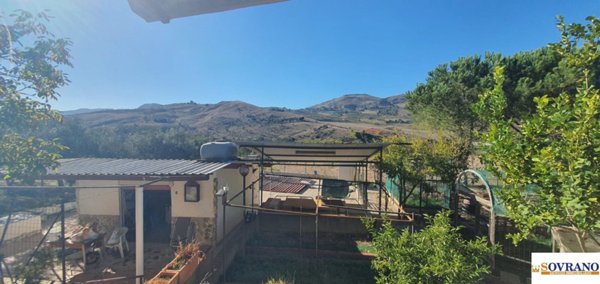 casa indipendente in vendita a Villafrati