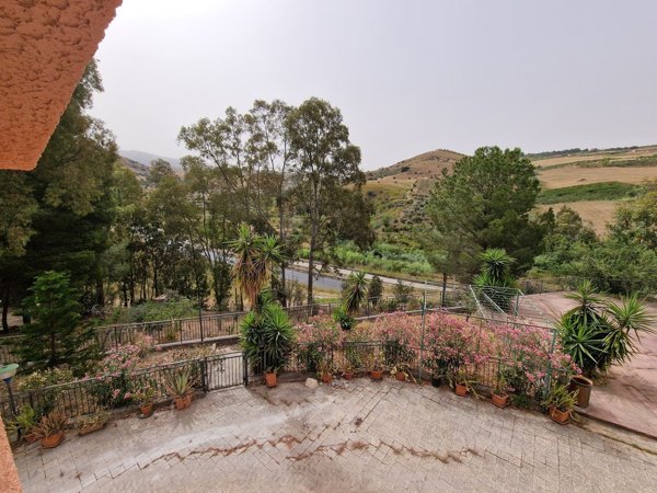 casa indipendente in vendita a Villafrati