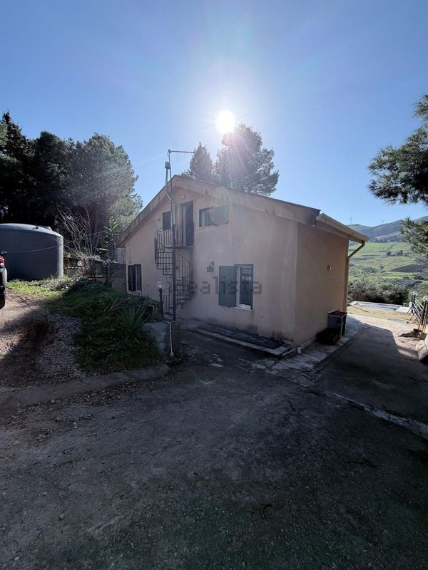 casa indipendente in vendita a Villafrati