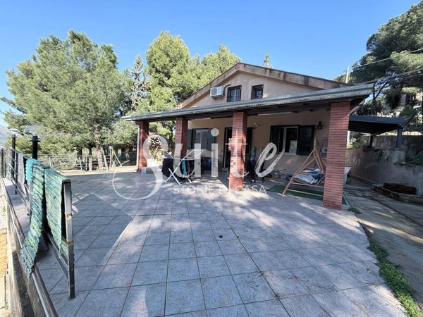casa indipendente in vendita a Villafrati