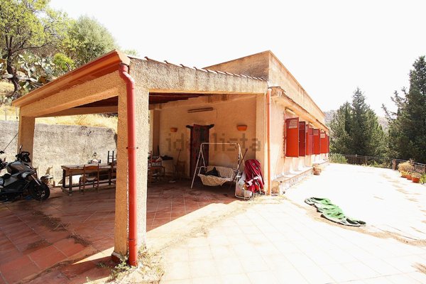 casa indipendente in vendita a Villafrati