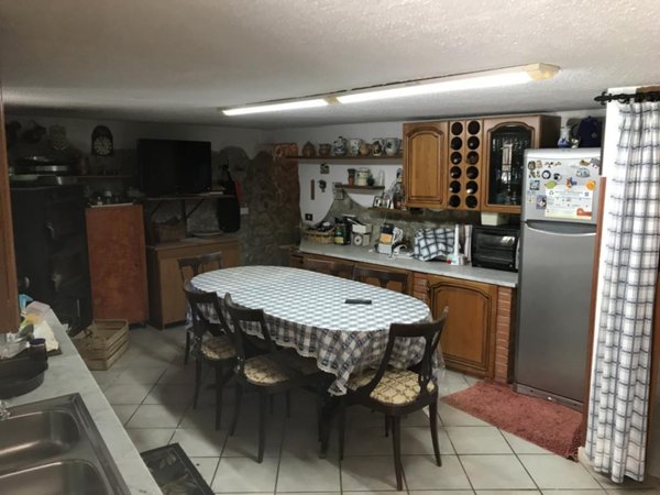 casa indipendente in vendita a Scillato