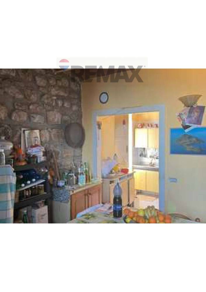 casa indipendente in vendita ad Alcara li Fusi