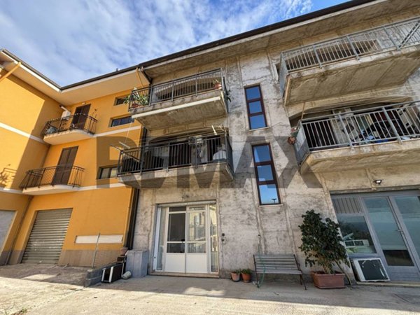 casa indipendente in vendita ad Alcara li Fusi