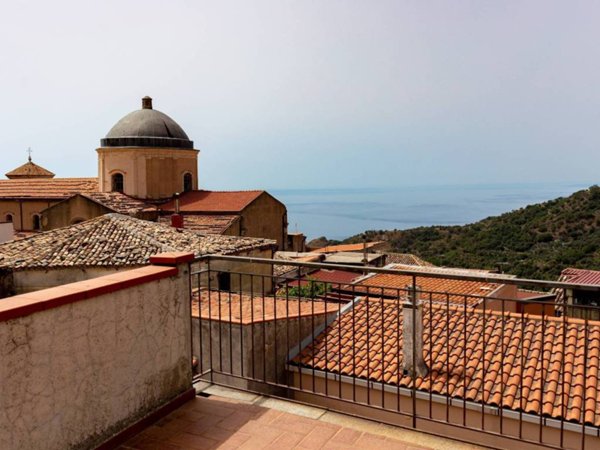 casa indipendente in vendita ad Alì