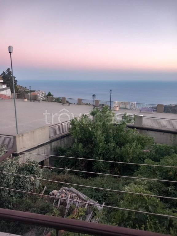 appartamento in vendita ad Alì