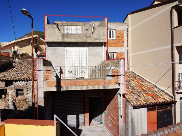 casa indipendente in vendita ad Alì