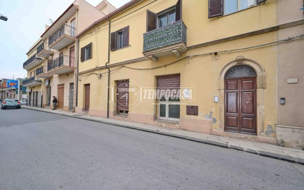 appartamento in vendita ad Alì Terme
