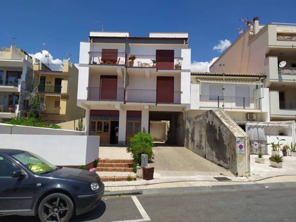 appartamento in vendita ad Alì Terme