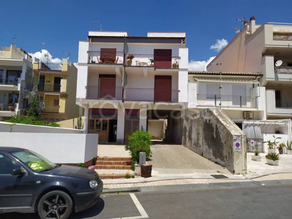 appartamento in vendita ad Alì Terme