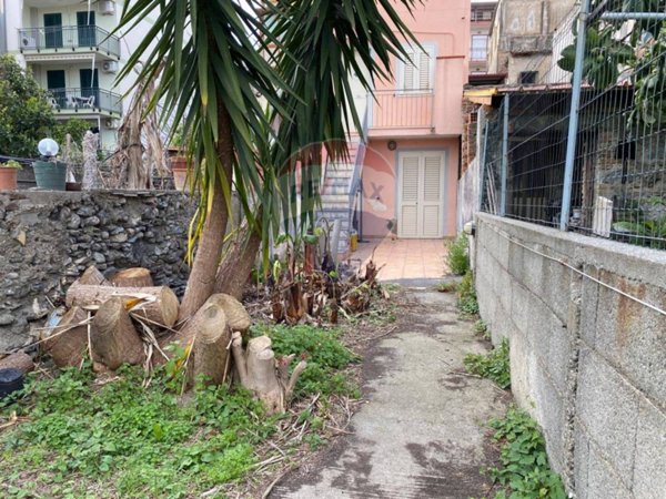 casa indipendente in vendita ad Alì Terme