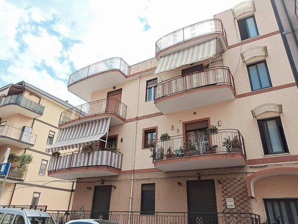 appartamento in vendita ad Alì Terme