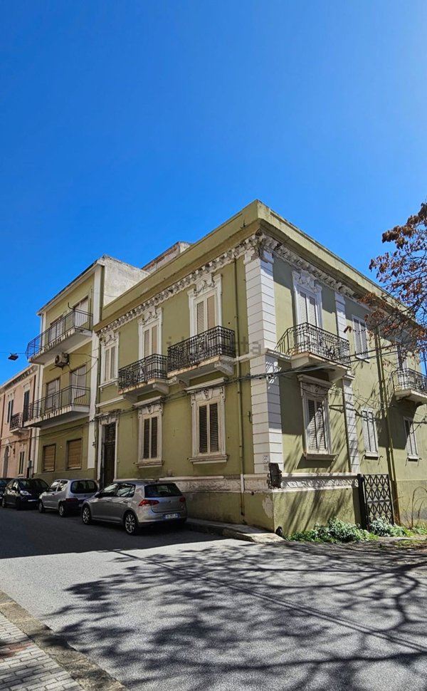 appartamento in vendita ad Alì Terme