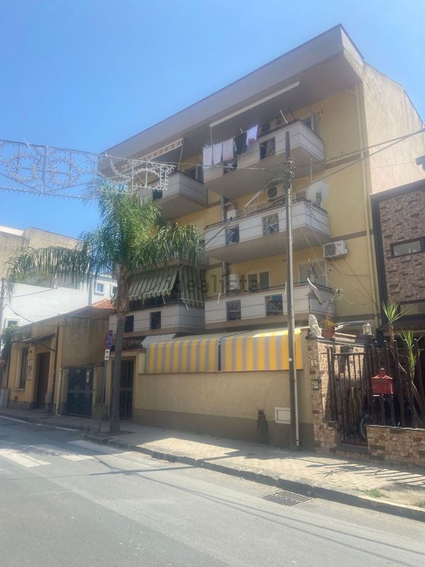 appartamento in vendita ad Alì Terme