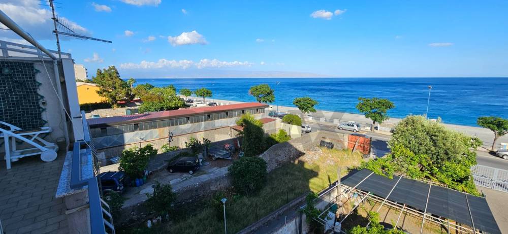 appartamento in vendita ad Alì Terme