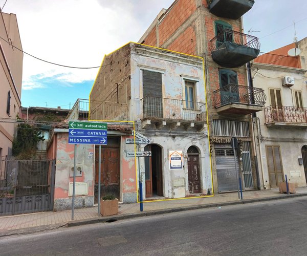 casa indipendente in vendita ad Alì Terme