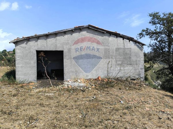 casale in vendita ad Antillo