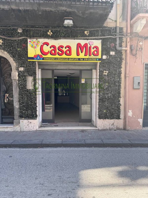 locale commerciale in vendita ad Antillo