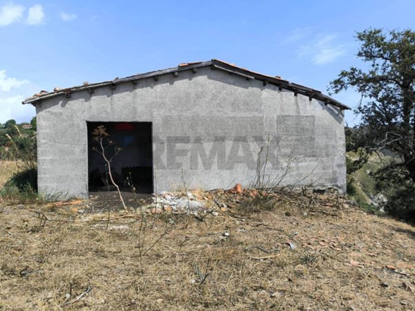 casale in vendita ad Antillo