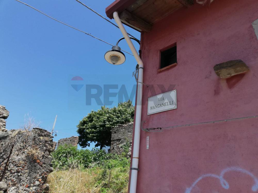 casa indipendente in vendita ad Antillo