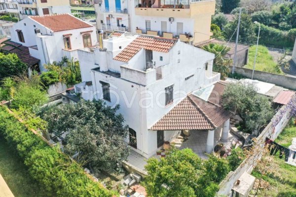 casa indipendente in vendita a Barcellona Pozzo di Gotto