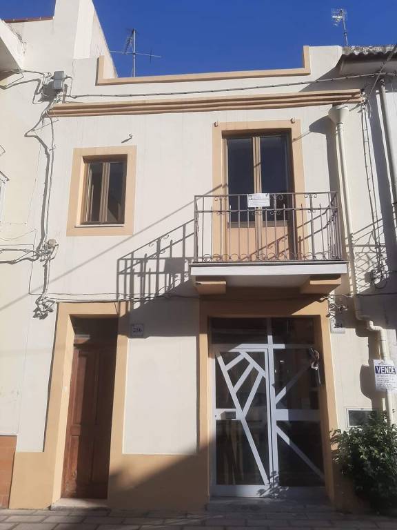 appartamento in vendita a Barcellona Pozzo di Gotto