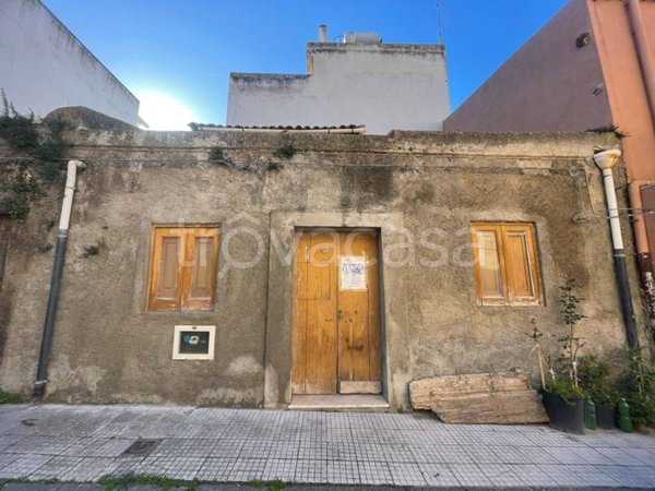 casa indipendente in vendita a Barcellona Pozzo di Gotto