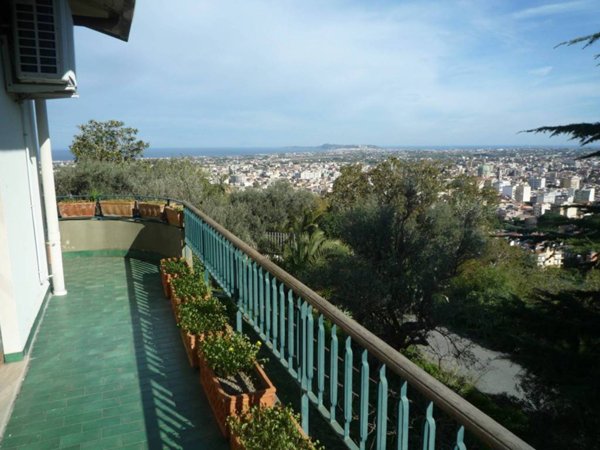 casa indipendente in vendita a Barcellona Pozzo di Gotto