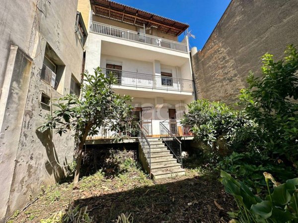 casa indipendente in vendita a Barcellona Pozzo di Gotto in zona Centro Città