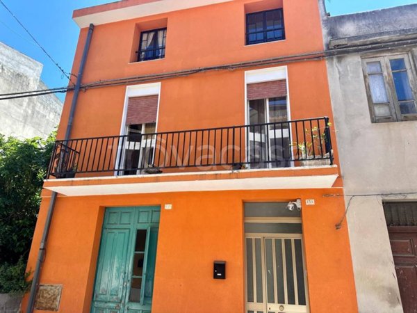 casa indipendente in vendita a Barcellona Pozzo di Gotto