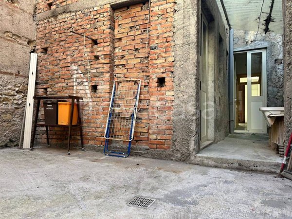 appartamento in vendita a Barcellona Pozzo di Gotto in zona Centro Città