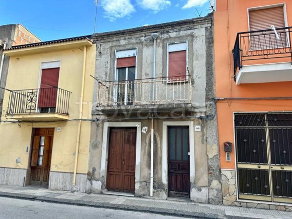 casa indipendente in vendita a Barcellona Pozzo di Gotto