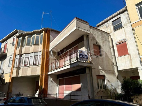 appartamento in vendita a Barcellona Pozzo di Gotto in zona Centro Città