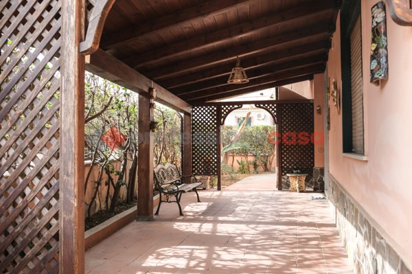 casa indipendente in vendita a Barcellona Pozzo di Gotto