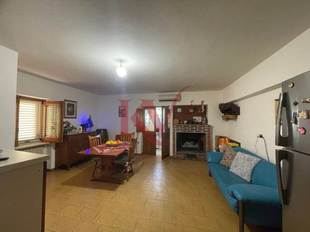 appartamento in vendita a Barcellona Pozzo di Gotto