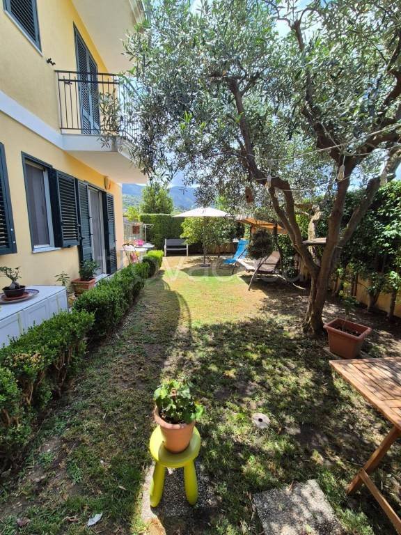 appartamento in vendita a Barcellona Pozzo di Gotto