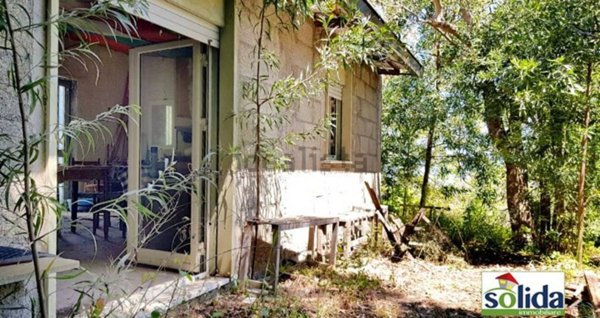 casa indipendente in vendita a Barcellona Pozzo di Gotto